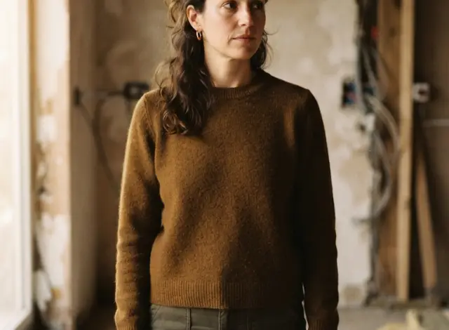 Marta, dona de obra pela primeira vez, no Porto, retrato